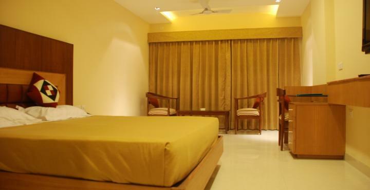 Collection O 2521 Hotel The Vinayak Gwalior Exterior foto